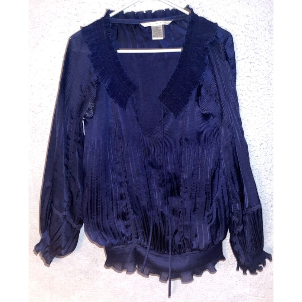 DVF Diane Von Furstenberg Navy Blue Blouse 8 top v neck Boho Pleated georgette